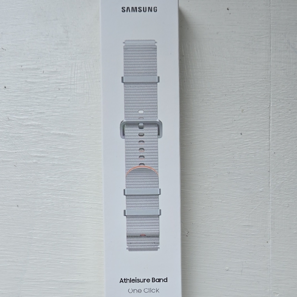 Samsung Athleisure Band in Gray/ Silver